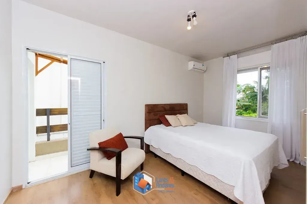 Imagem Casa à venda 4 Quartos 2 Suites 3 Vagas 303M² Alto da Boa Vista São Paulo - SP