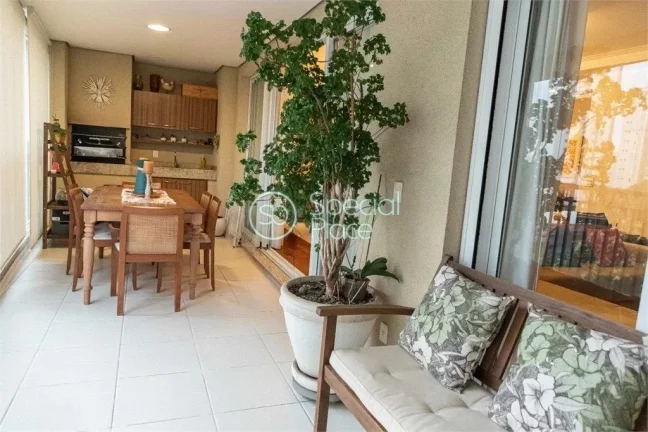 Imagem Apartamento lindo! Reformado com fino acabamento, sacada gourmet, 3 dorms, 3 sts, 4 banheiros, 3 vgs...