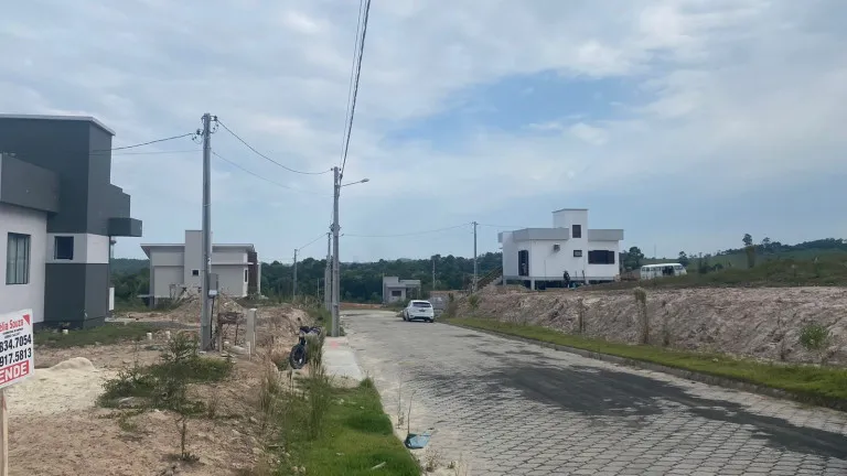 Imagem Terreno à Venda, 360 m² em Linha Batista - Criciúma