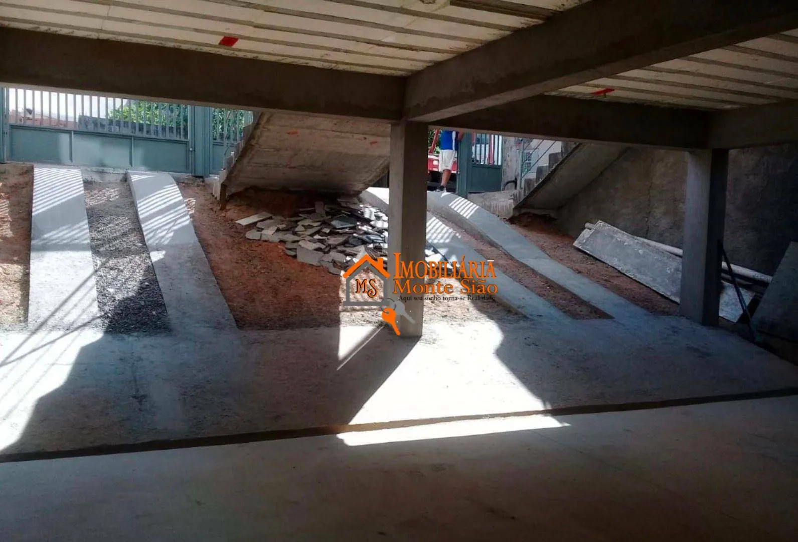 Imagem Casa com 2 dormitórios à venda, 60 m² por R$ 265.000,00 - Jardim Fortaleza - Guarulhos/SP