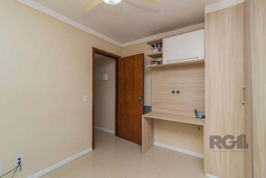 Imagem Casa de 3 dormitórios no bairro Guarujá