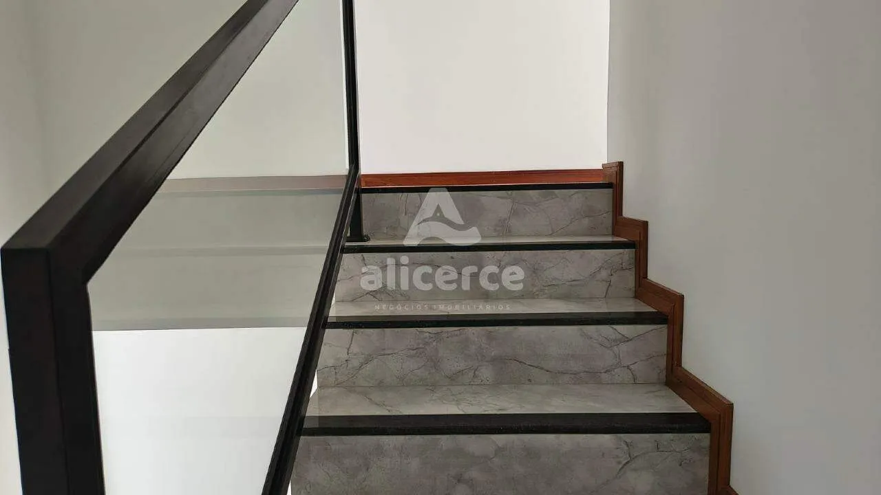 Imagem CASA DUPLEX DE ALTO PADRÃO À VENDA | 179m² PRIVATIVOS | BARREIROS | SÃO JOSÉ/SC