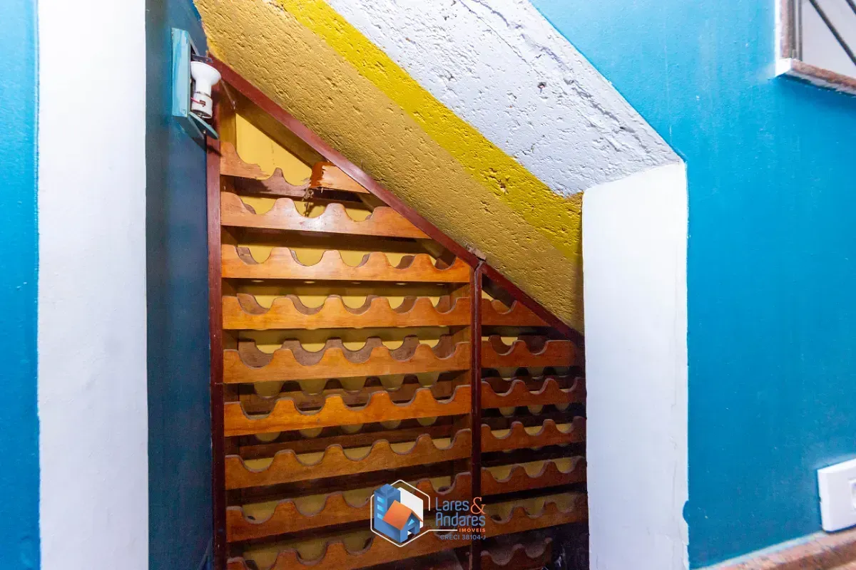 Imagem Casa para venda em Vila Inah com 4 quartos, sendo 3 suítes, 304m²