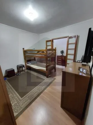 Imagem Casa em Botucatu - 490 m2 tr proximo ao Ginasio de esportes Municipal