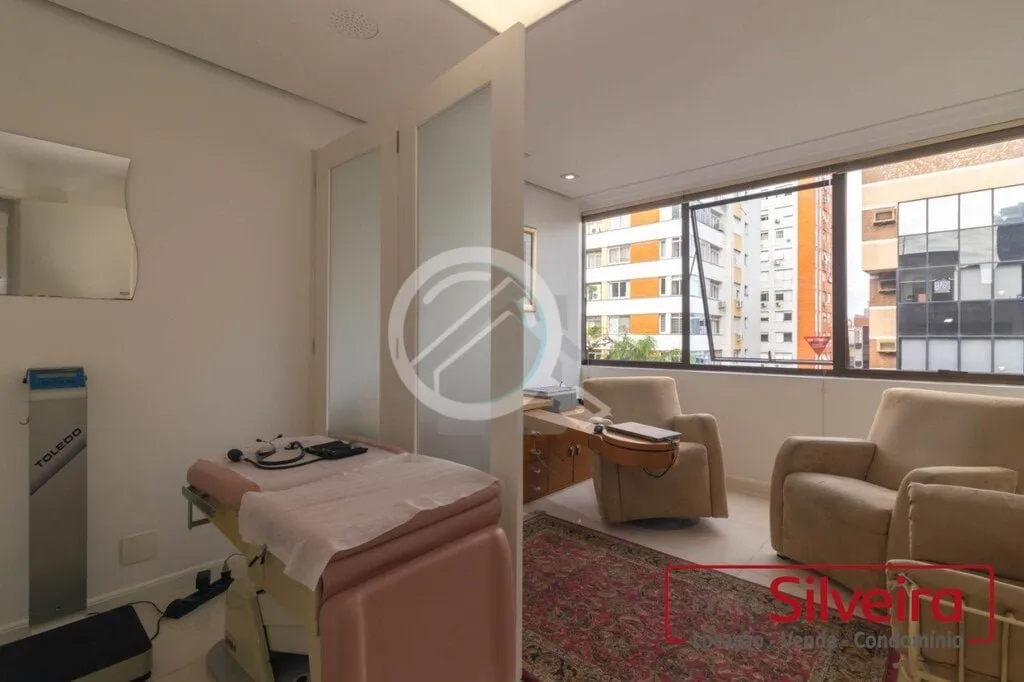 Imagem Este conjunto comercial é uma oportunidade única para profissionais que buscam um espaço de traba...