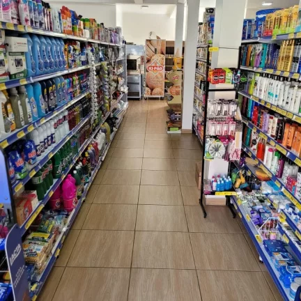 Imagem Ponto Comercial para Venda em Concórdia, Poente do Sol, 1 banheiro, 1 vaga