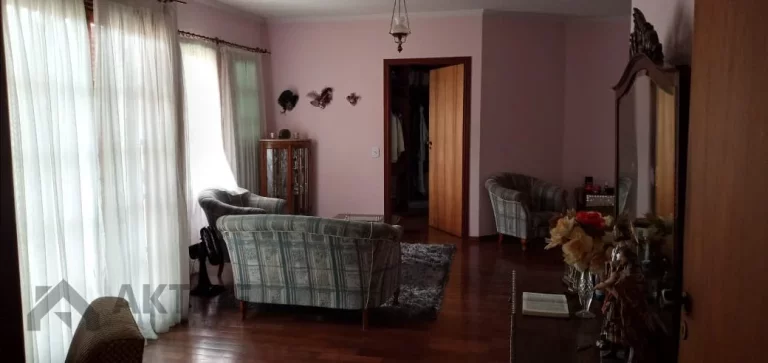Imagem Casa de Condomínio em Aldeia da Serra - Santana de Parnaíba, SP