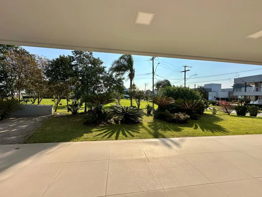 Imagem Casa em Condominio 4 Dormitórios - Bairro Atlantida Sul