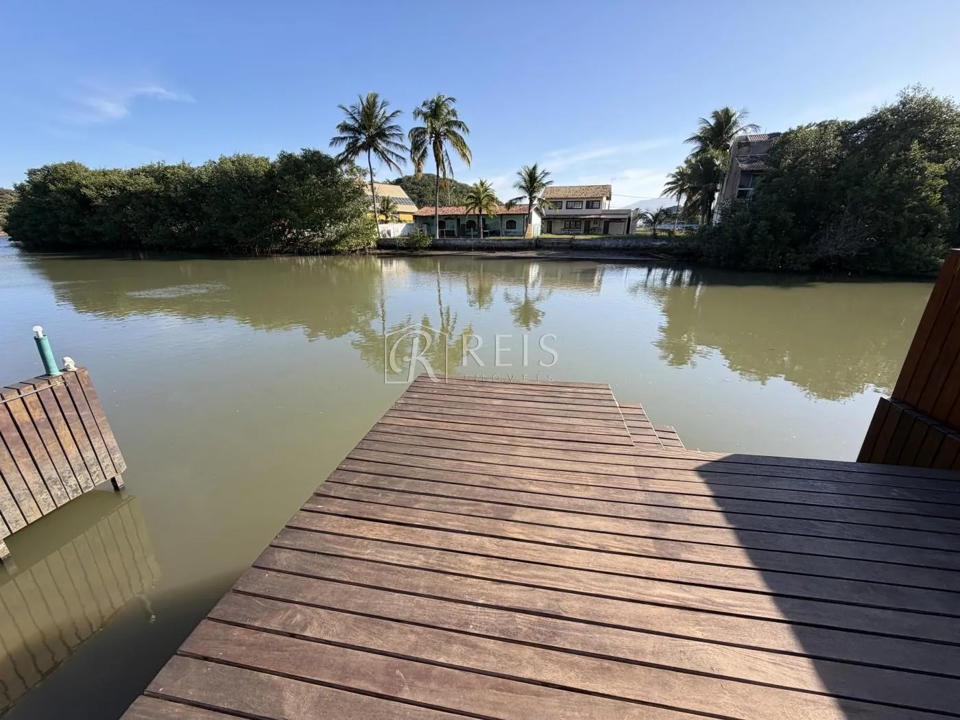 Imagem Casa para Venda em Rio das Ostras, Bosque Beira Rio, 3 dormitórios, 3 suítes, 4 banheiros, 4 vagas
