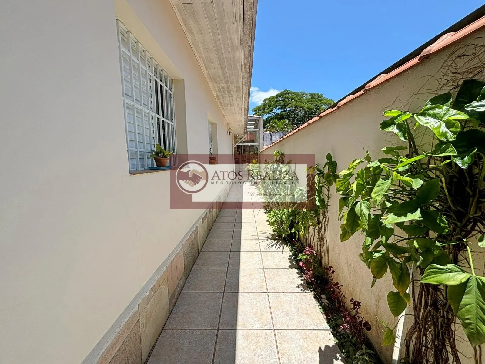 Imagem Só um minutinho da sua atenção para essa grande oportunidade, Casa de 124m² de Área Útil, e 184m² de Área total no Jardim das Camélias, Zona Sul (próximo à região nobre da represa do Guarapiranga e do Campus Interlagos da UNISA) *VALOR VENDA R$ 600.000.00
