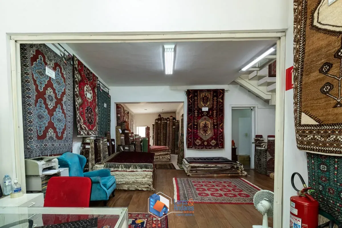 Imagem Casa comercial para venda em Pinheiros, 240m²