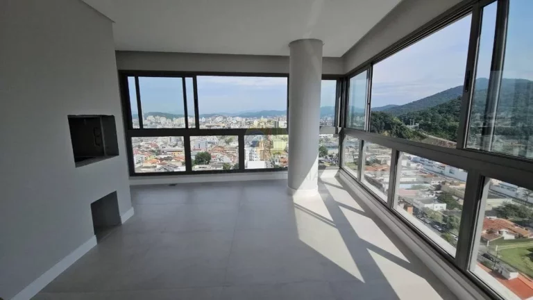 Foto do imóvel Home Square Residence em Rua 500, n. 250 Esquina da 3ª Avenida com Av. Alvin Bauer
