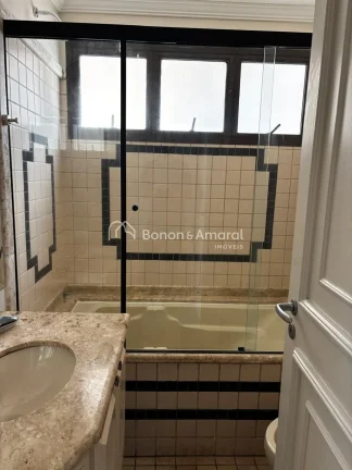 Imagem Conforto e praticidade em um apartamento ideal para quem busca morar bem. O imóvel conta com um dor...