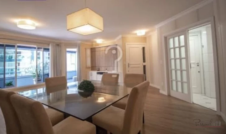 Imagem O Residencial Porto Seguro é localizado no centro da cidade, contém 4 dormitórios sendo 1 suíte ...