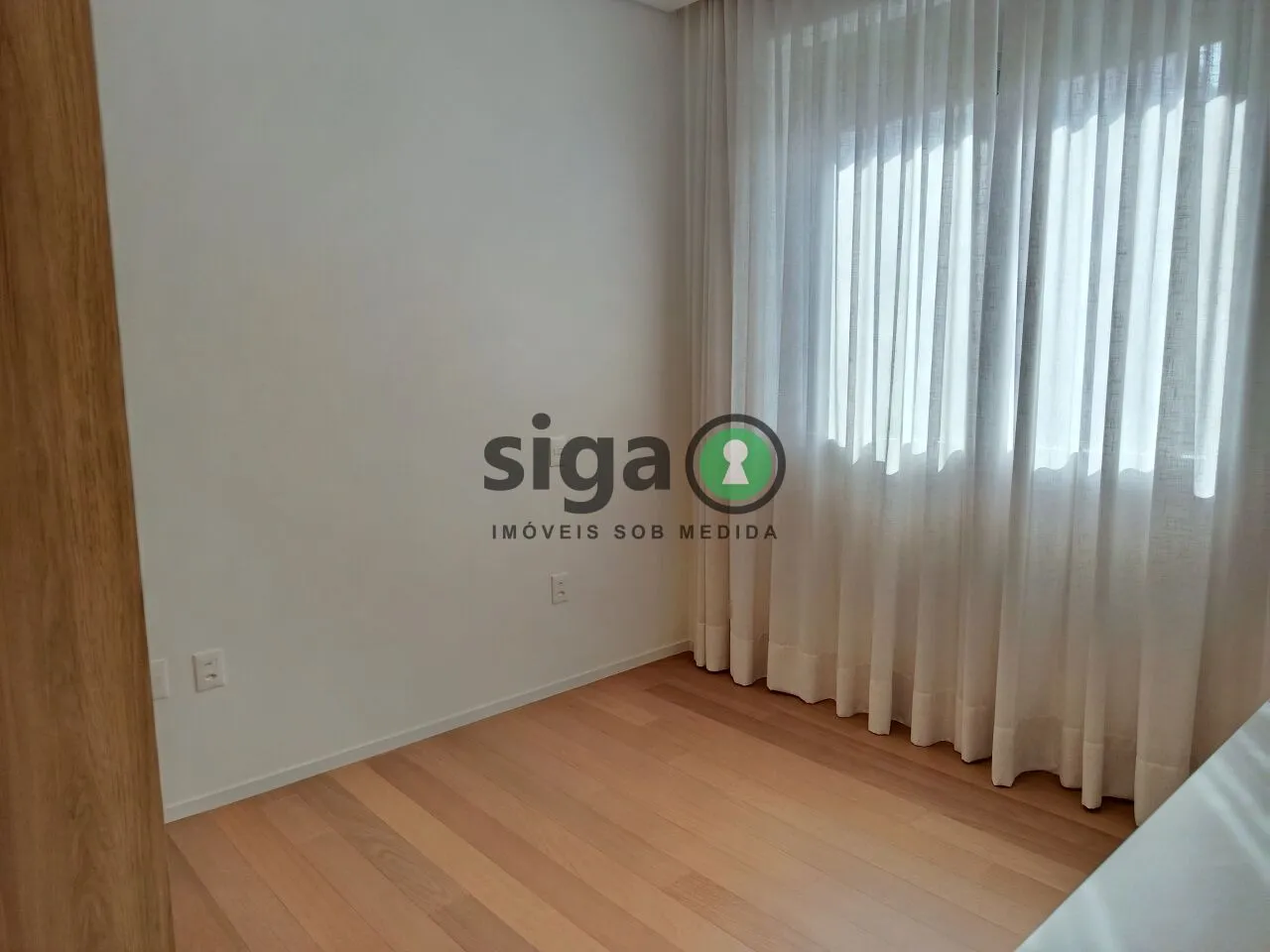 Imagem Apartamento de Alto Padrão à Venda no Itaim Bibi, Rua Macurapé, 43, 135 m², 2 Suítes, 2 Vagas