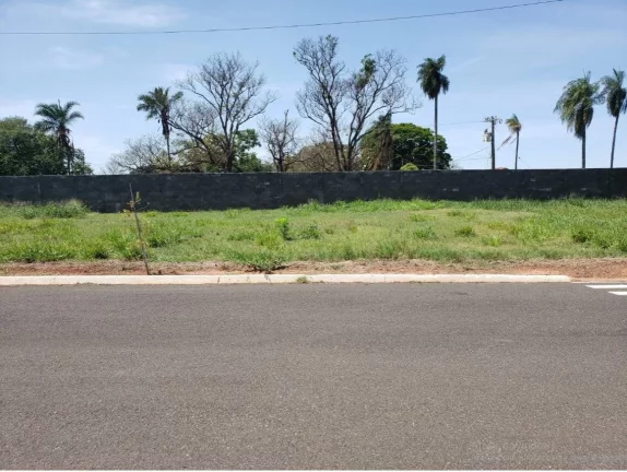 Imagem ÓTIMO TERRENO 200 M² CONDOMINIO LARANJEIRAS ARAÇATUBA SP