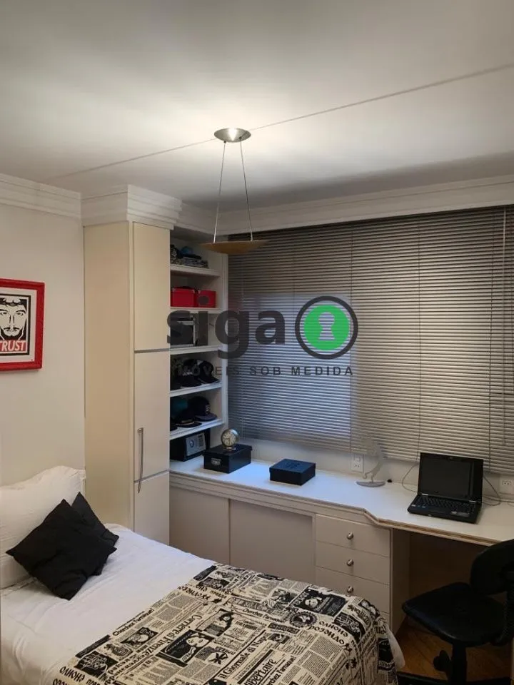 Imagem VENDE no Morumbi, na Vila Suzana, Apartamento de 3 suítes, 3 Vagas e Depósito