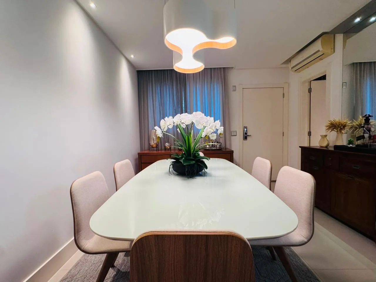 Imagem Apartamento com vista para o mar à venda com 137m2 por R$ 3.000.000,00