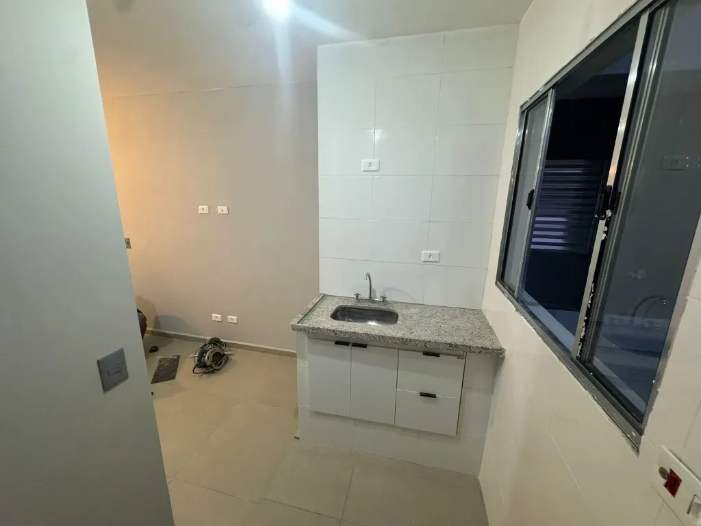 Imagem Imperdível casa para locação em São Caetano do Sul-SP, bairro Mauá: 4 quartos, 2 banheiros, 1 vaga, 85m². Confira!