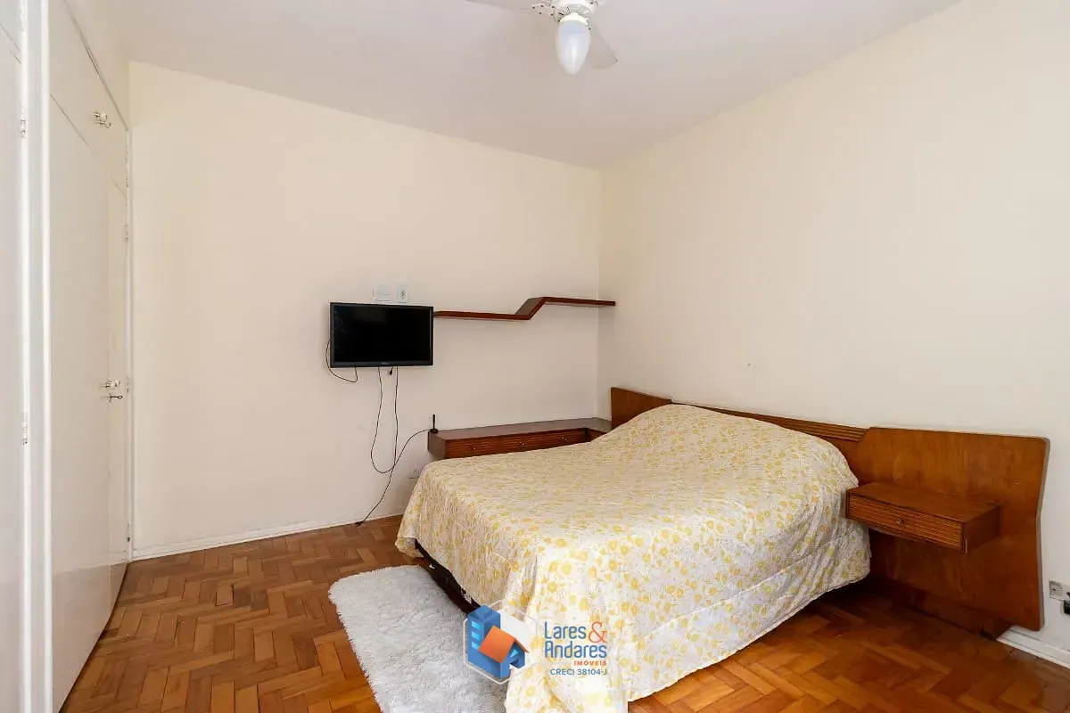 Imagem Casa para venda em Campo Belo com 4 quartos, sendo 1 suíte, 200m²