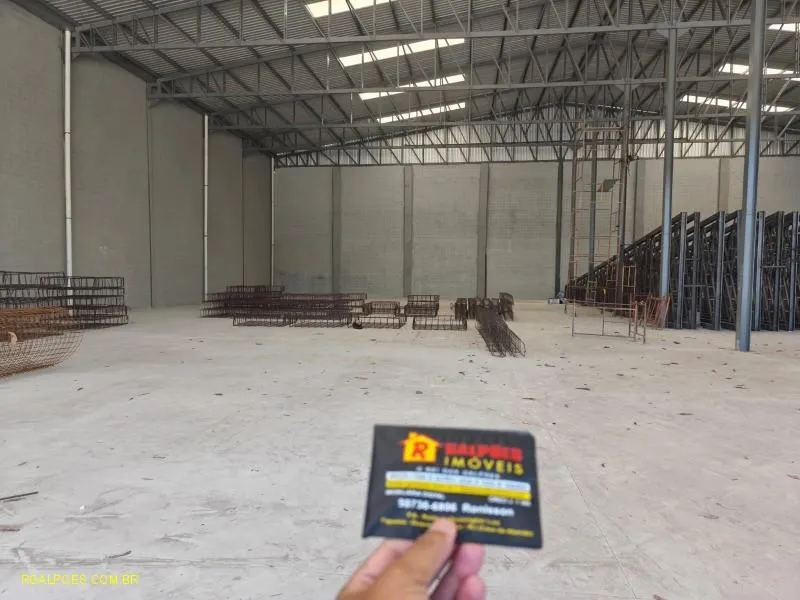 Imagem Galpão para Locação em DUQUE DE CAXIAS, Santa Cruz Da Serra, 2 banheiros