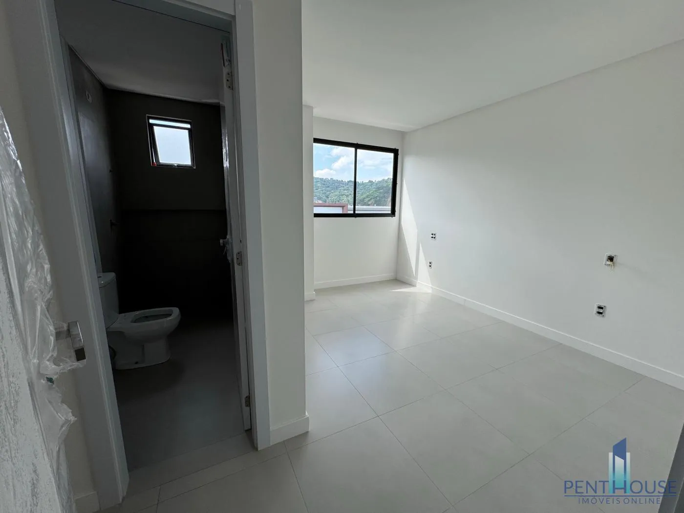 Imagem Apartamento Duplex para Venda em Balneário Camboriú, ESTADOS, 2 dormitórios, 1 suíte, 2 banheiros, 2 vagas