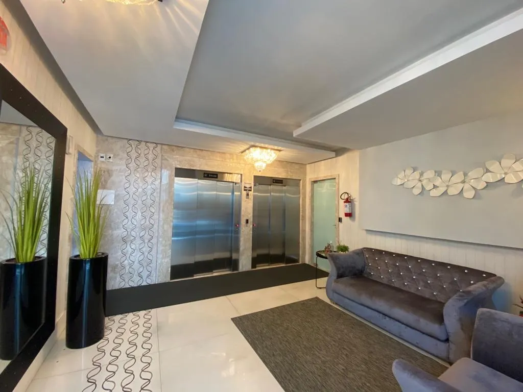 Imagem Apartamento com vista para o mar à venda com 190m2 por R$ 3.690.000,00