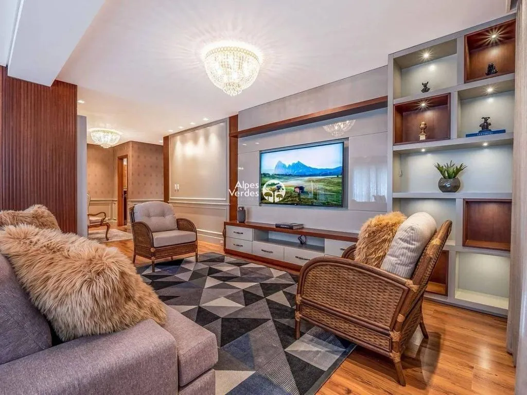 Imagem Vende-se Apartamento no Centro de Gramado, com 3 quartos