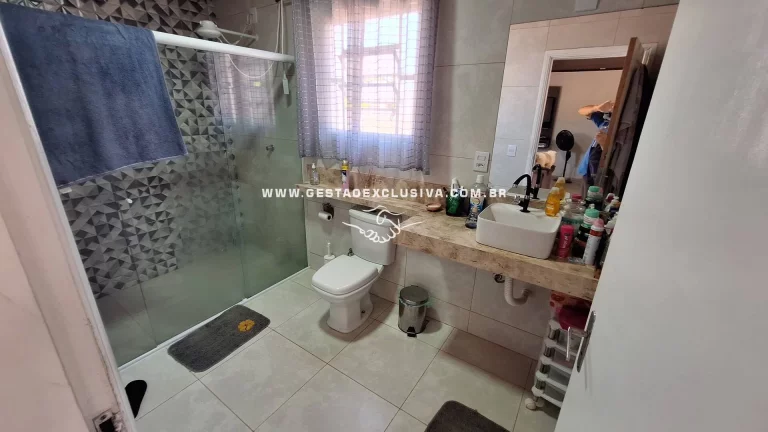 Imagem 3.550m² de TERRENO 2 CASAS PISCINA ÁREA CONSTRUÇÃO DE GALPÃO