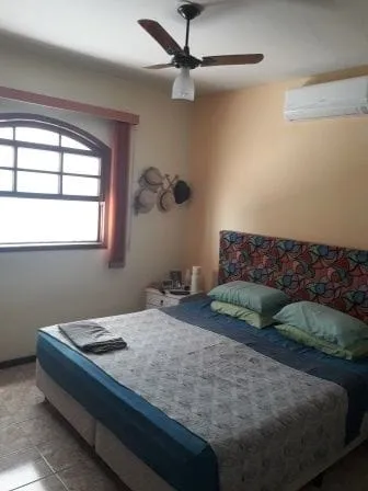 Imagem Casa à venda 3 Quartos, 1 Suite, 3 Vagas, 350M², Crispim, Pindamonhangaba - SP