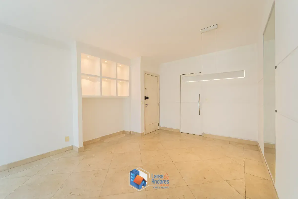 Imagem Apartamento para venda em Moema com 4 quartos, sendo 1 suíte, 104m²