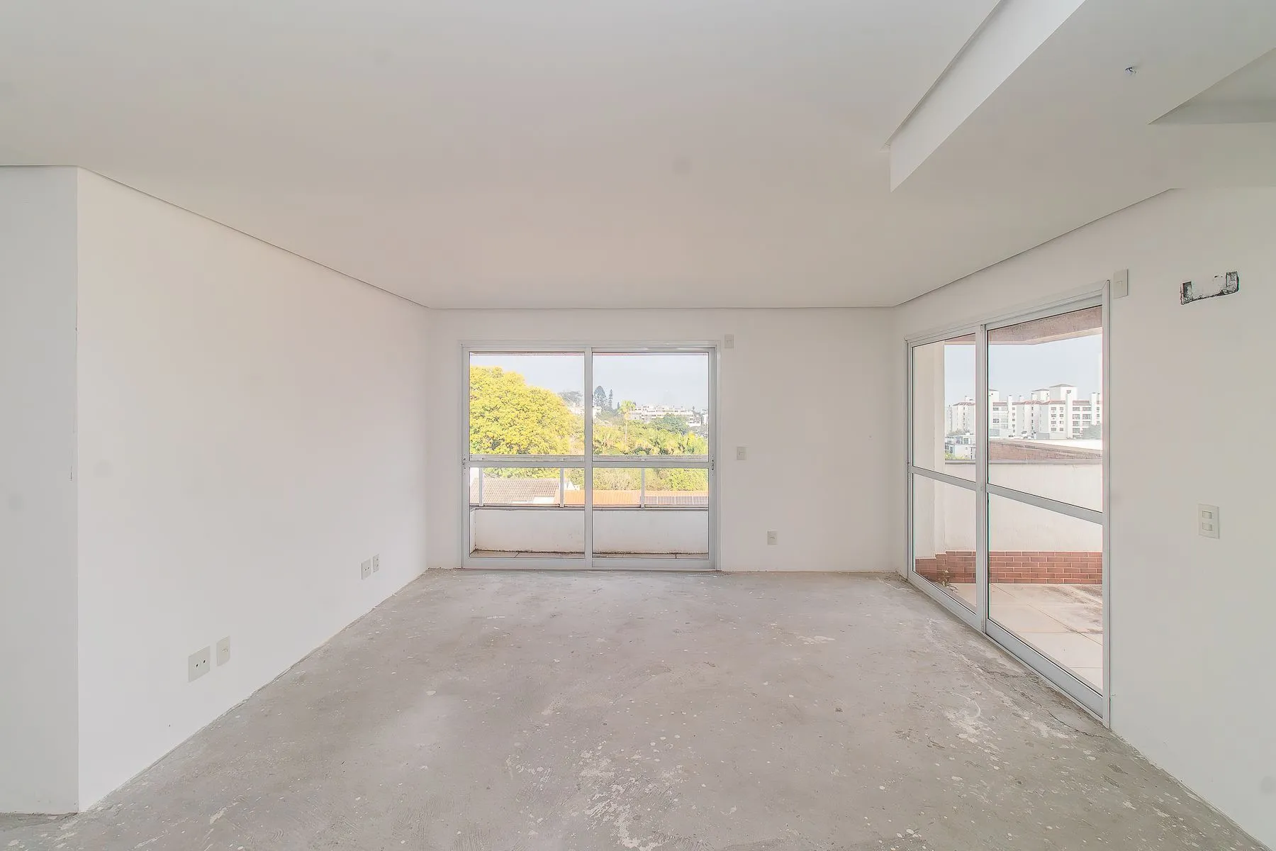 Imagem APARTAMENTO COBERTURA - 2 DORMS - 2 VAGAS - 166,21 m² - TRISTEZA