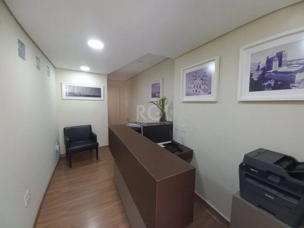 Imagem Conjunto/Sala para Venda - 67.2m², 0 dormitórios, Centro Histórico