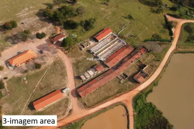 Imagem Oportunidade única: Sítio à venda em Itu-SP, bairro Jardim Paraíso II, com 16.600m² de área!