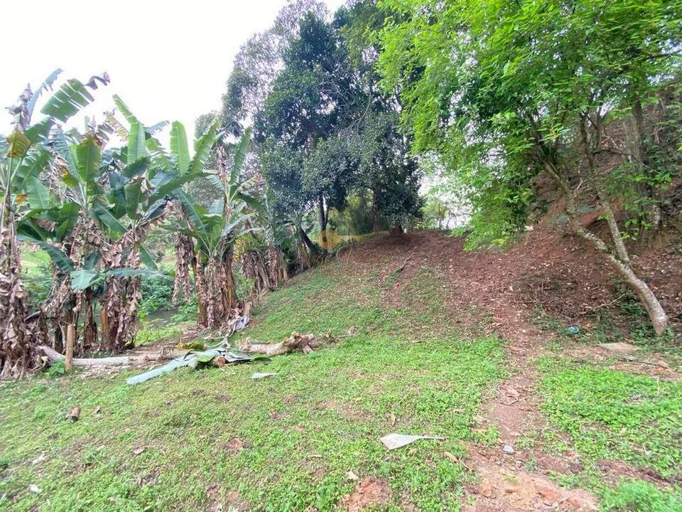 Imagem Terreno para Venda em Teresópolis / RJ no bairro Pessegueiros