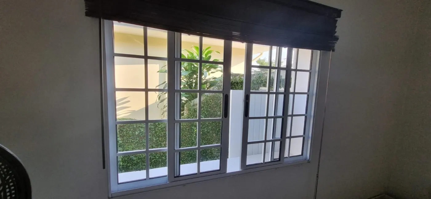 Imagem Casa para Locação em São Paulo, Planalto Paulista, 4 dormitórios, 1 suíte, 3 banheiros, 2 vagas