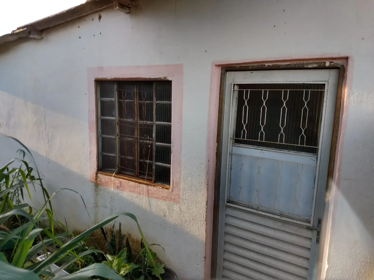 Imagem Casa à venda 2 Quartos, 2 Vagas, 255M², Conjunto Habitacional Terra dos Ipês II (Fase I), Pindamonhangaba - SP