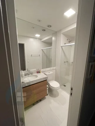 Imagem Apartamento Alto Padrão com 3 dorms, sendo 1 suíte, 2 banheiros, 2 vagas, com 95m² no Centro, em SBC.