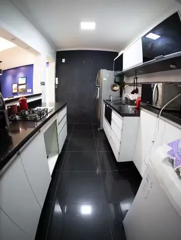 Imagem APARTAMENTO 2 DORMITÓRIOS, VAGA E SACADA