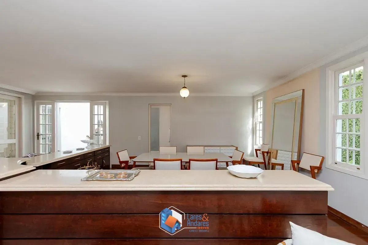 Imagem Casa para venda em Jardim dos Estados com 5 quartos, sendo 4 suítes, 530m²