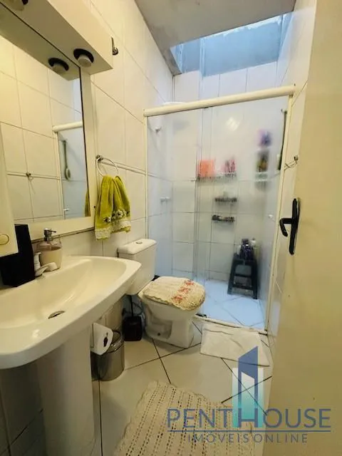 Imagem Sobrado Geminado para Venda em Balneário Camboriú, Nações, 2 dormitórios, 2 banheiros, 1 vaga