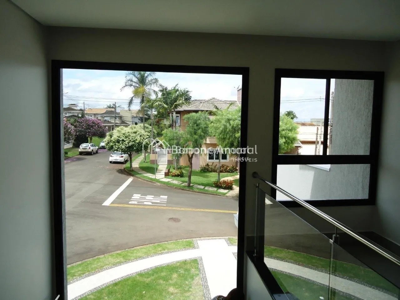 Imagem Casa em condomínio em Paulínia, sobrado, 3 suites, armários,lavabo, 4 vagas, fino acabamento.