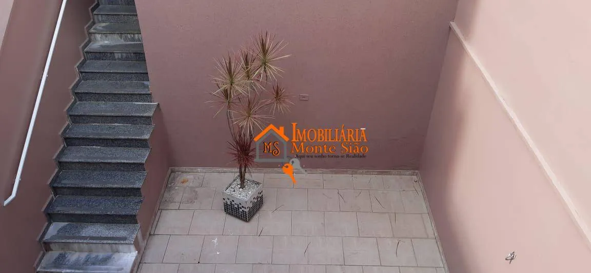 Imagem Sobrado com 3 dormitórios à venda, 144 m² por R$ 799.000,00 - Jardim do Papai - Guarulhos/SP