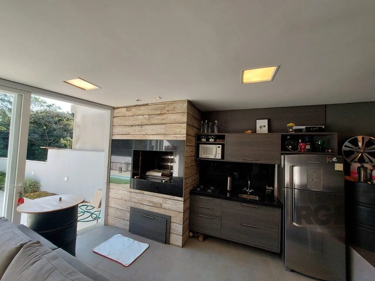 Imagem Casa para Venda - 296m², 3 dormitórios, sendo 1 suites, 3 vagas - Vila Nova, Poa