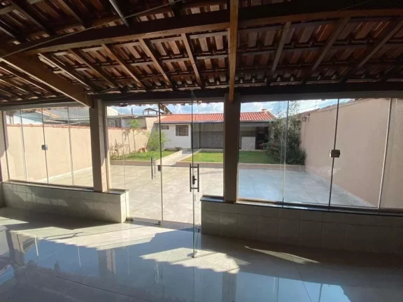 Imagem CASA Á VENDA EM CRISTAIS PAULISTA EM FRANCA/SP