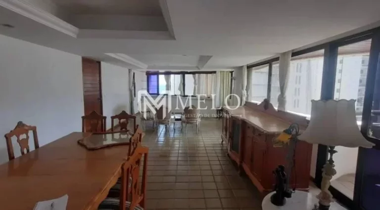 Oportunidade em BOA VIAGEM: 234m², 04qts, 01suíte, 02vagas...