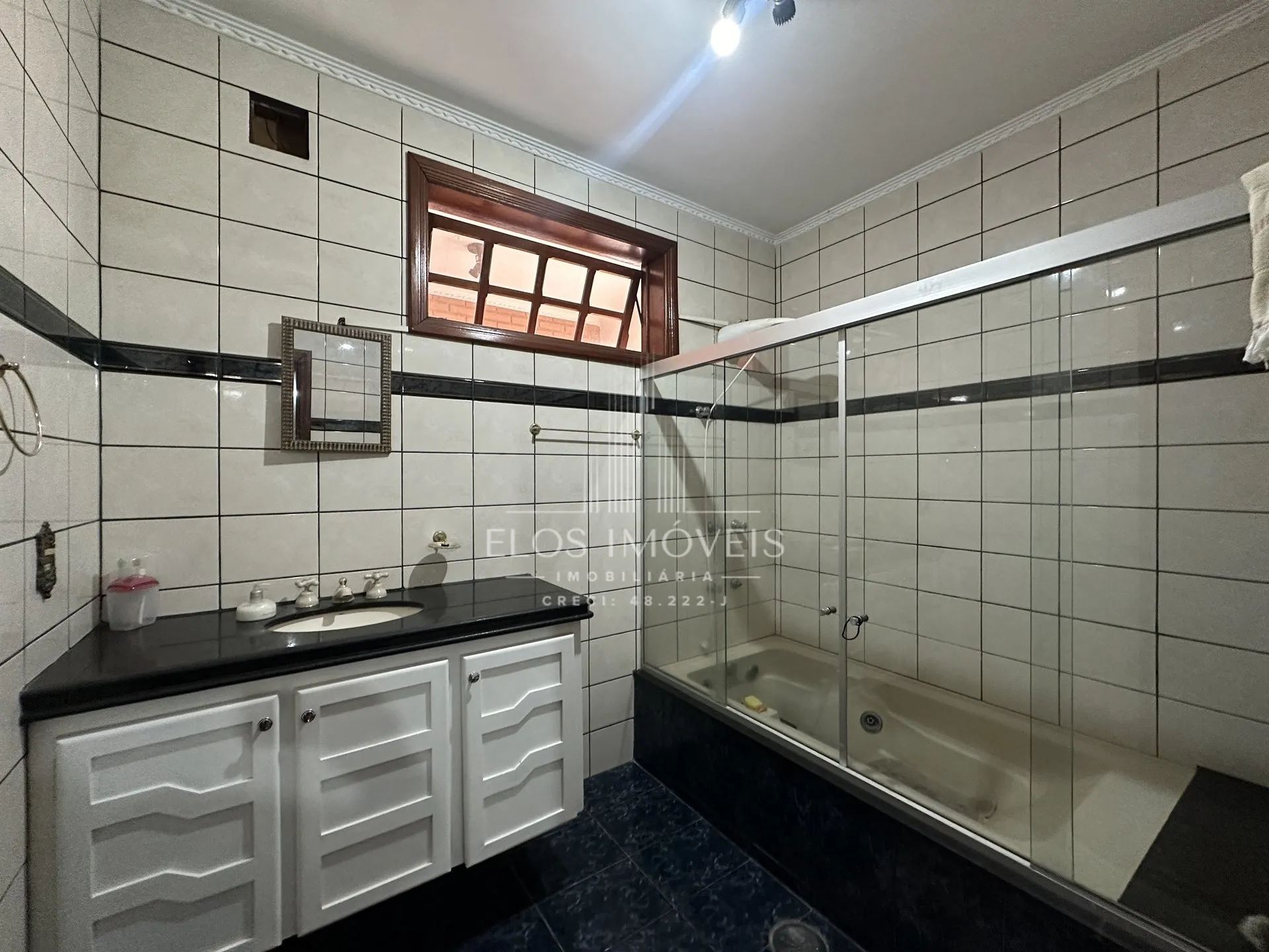 Imagem Sobrado de 3 quartos, 349m² no bairro Boa Vista, em Limeira