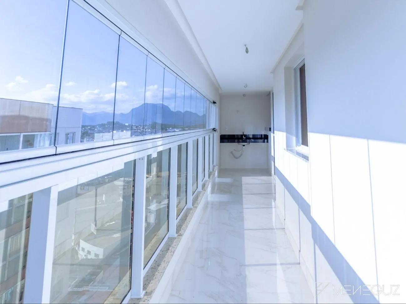 Imagem Apartamento 2 Quartos a venda no centro de Guarapari com vista para o canal
