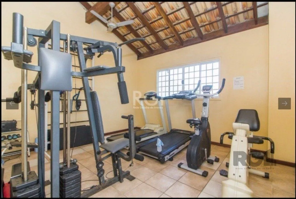 Imagem Casa em condomínio no Sarandi de 2d vaga e infra