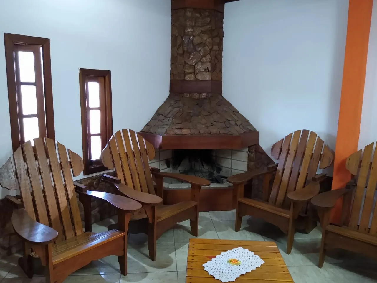 Imagem Casa a venda em Viamão no bairro Mendanha com piscina e espaco gourmet.